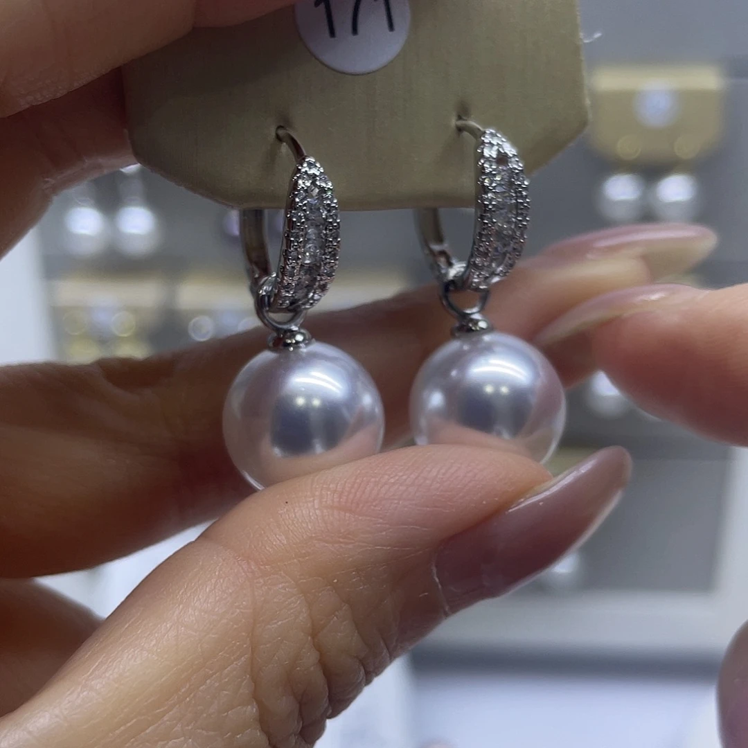 未镶嵌耳饰淡水珍珠