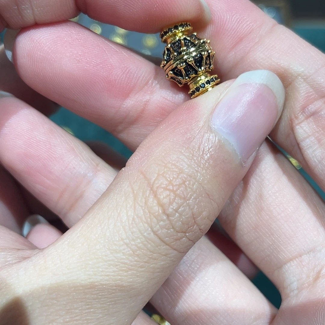 10尺寸梵金古珠轴一套