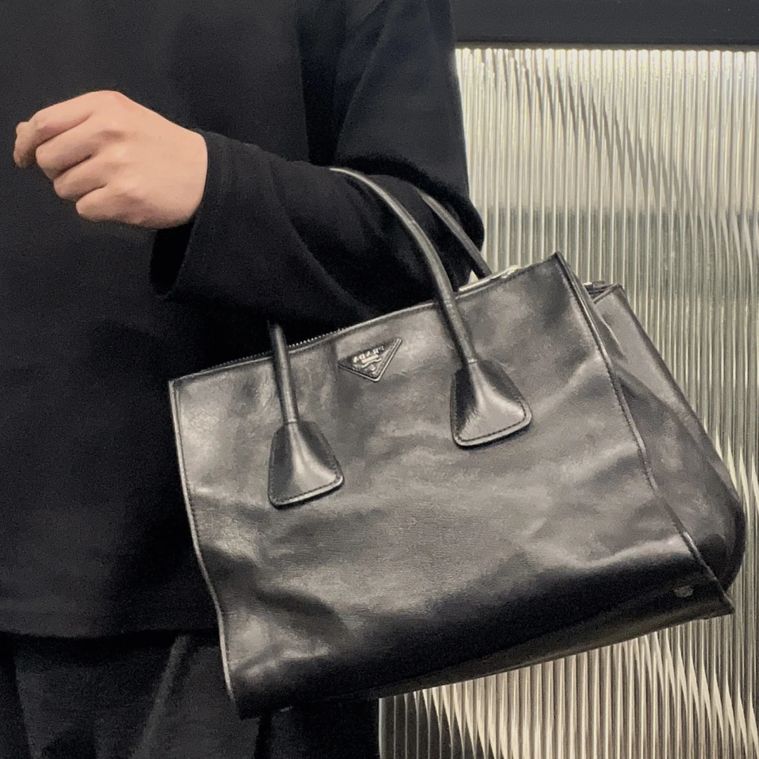 95新 Prada/普拉达 【涛】ppdr04 黑色Prada手提包