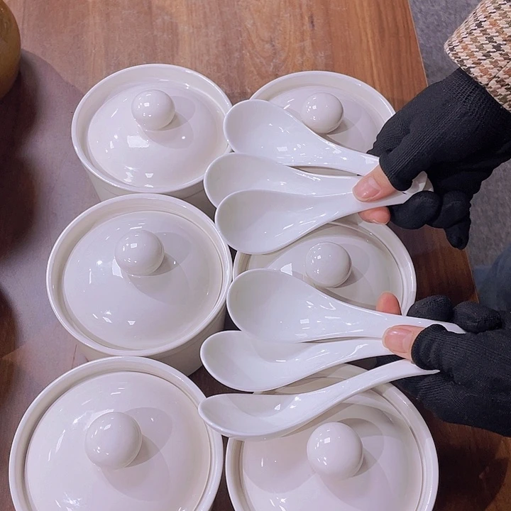 白瓷餐盘餐盘餐盘