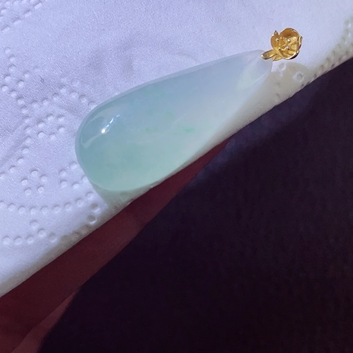 颈饰18K金镶嵌翡翠翡翠