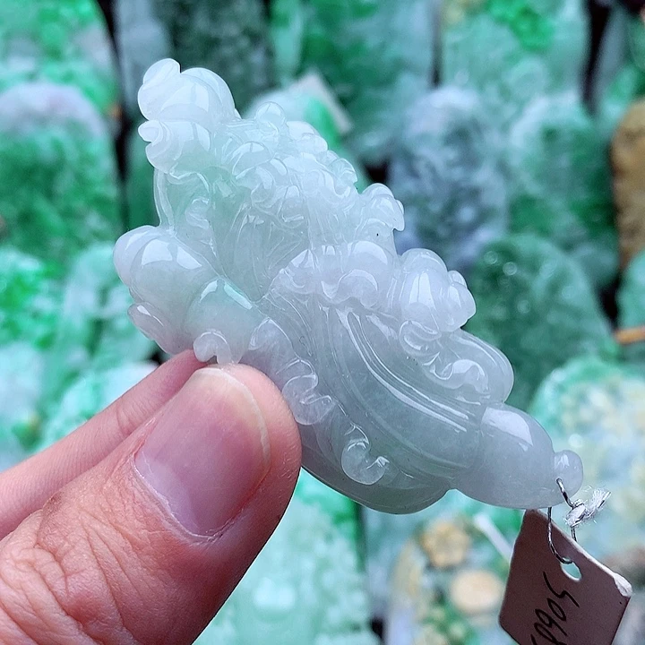 翡翠吊坠(不含链)未镶嵌