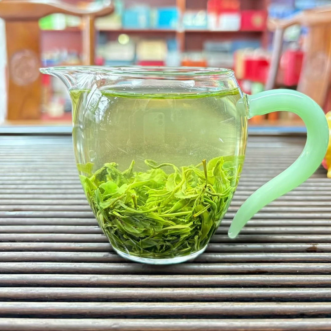 【盛思梵】原生态日照绿茶晚秋茶 精二细鲜豆香
