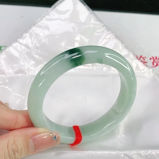 翡翠手镯未镶嵌天然翡翠A货101