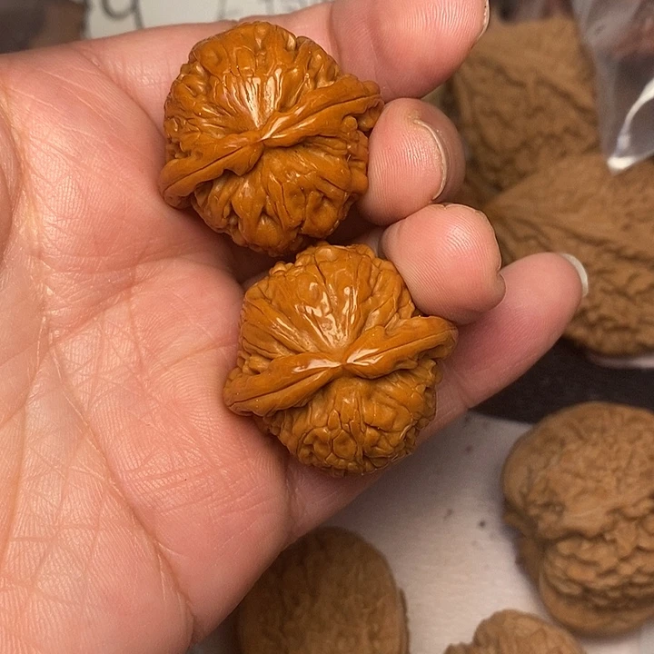 御***侯把件文玩核桃白33