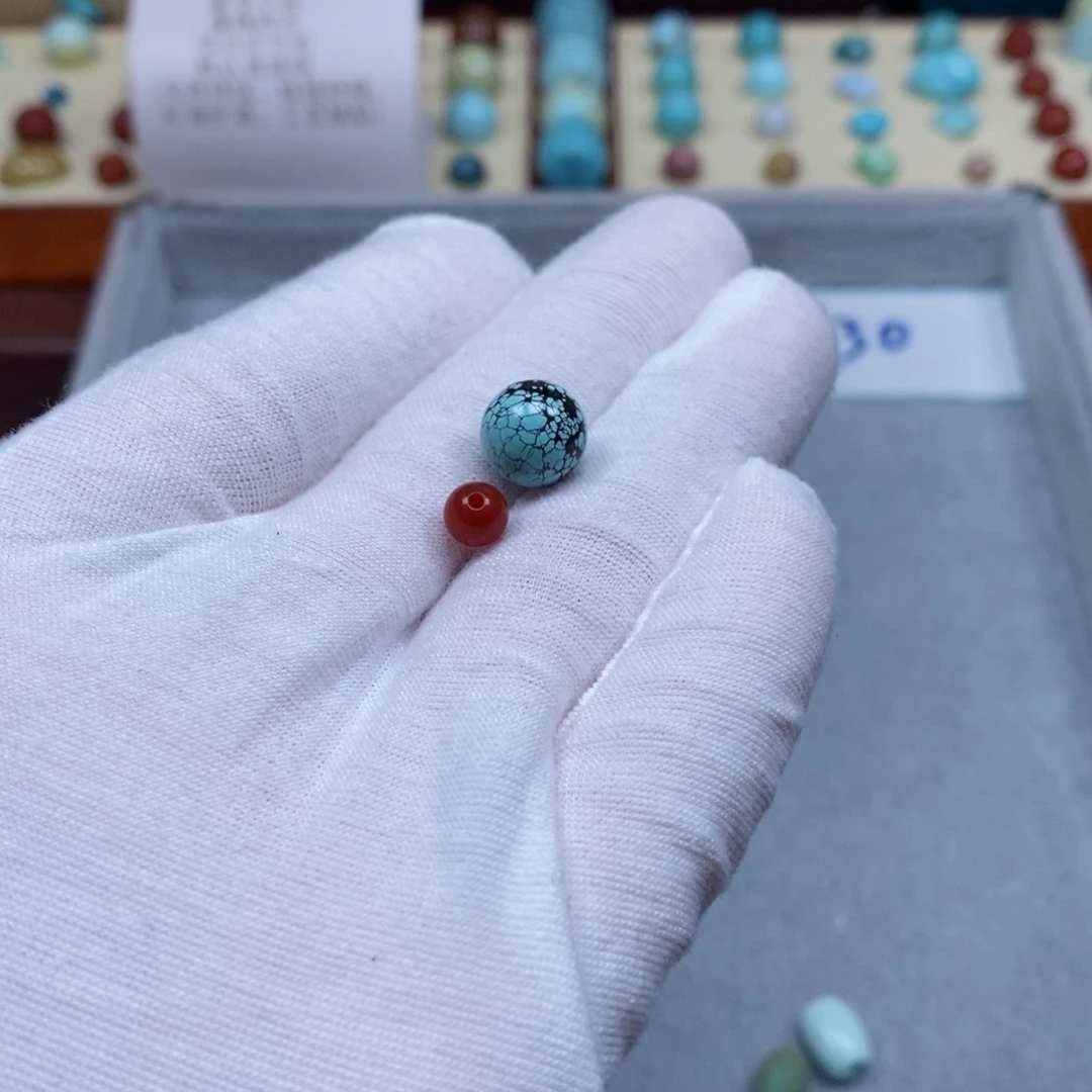 南红玛瑙配饰未镶嵌