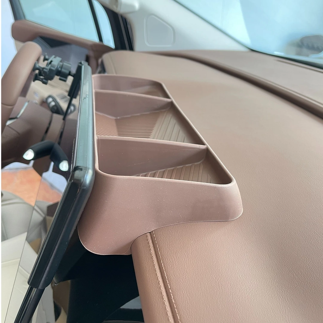 适用比亚迪夏中控屏幕后硅胶储物盒导航仪表台置物收纳盒改装用品