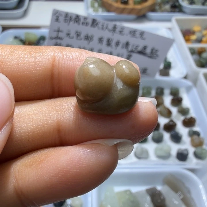 和田玉未镶嵌珠宝奇石
