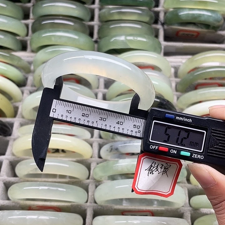 未镶嵌蛇纹石玉手镯206