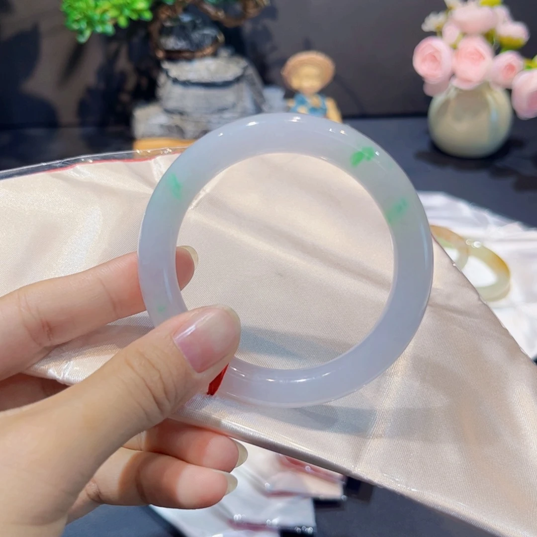 未镶嵌手镯翡翠54