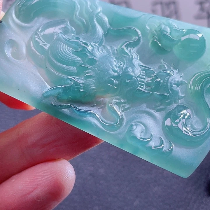 翡翠颈饰未镶嵌999999999