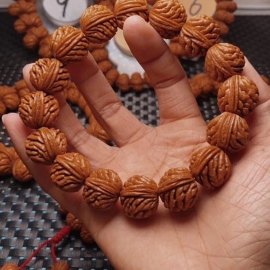 桃核手串龙纹桃核