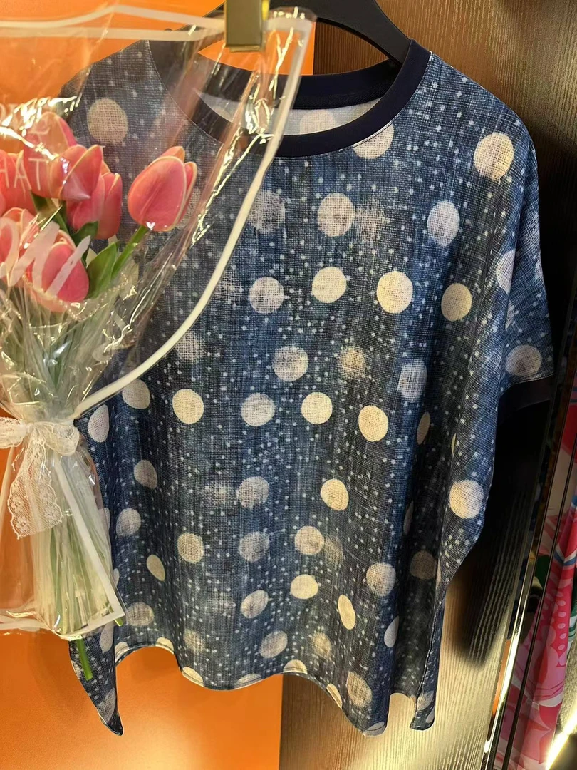 2025新款舒适透气上衣（牛仔波点）