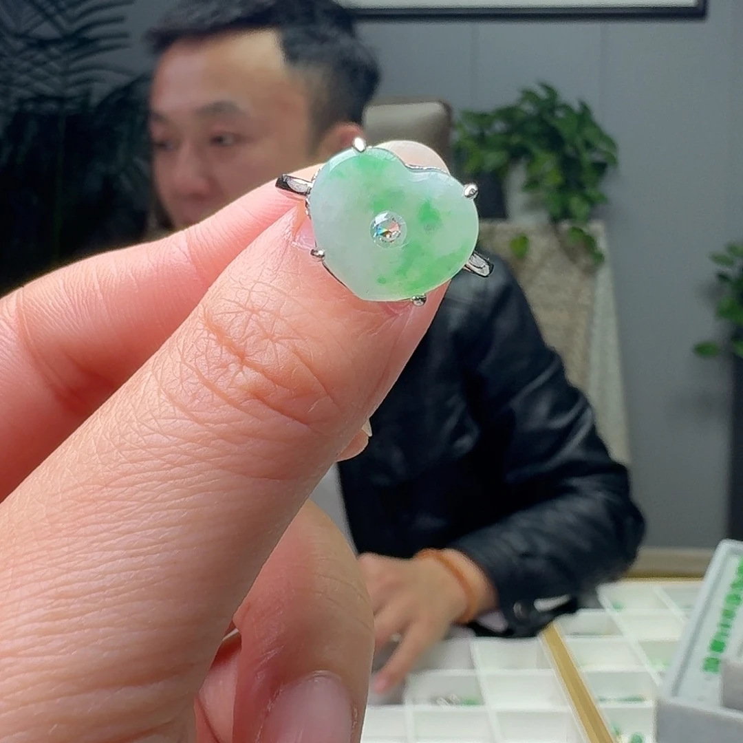翡翠银S925镶嵌戒指多样性发货其一