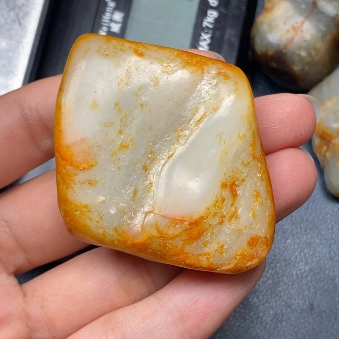 和田玉（糖玉）未镶嵌挂件