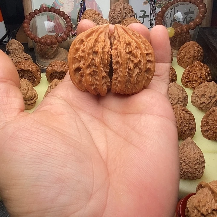 桃核把件流星雨半壁55