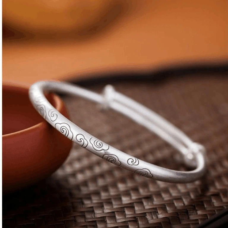 足银手镯 999纯银祥云手镯女足银原创复古民族风年轻款古法