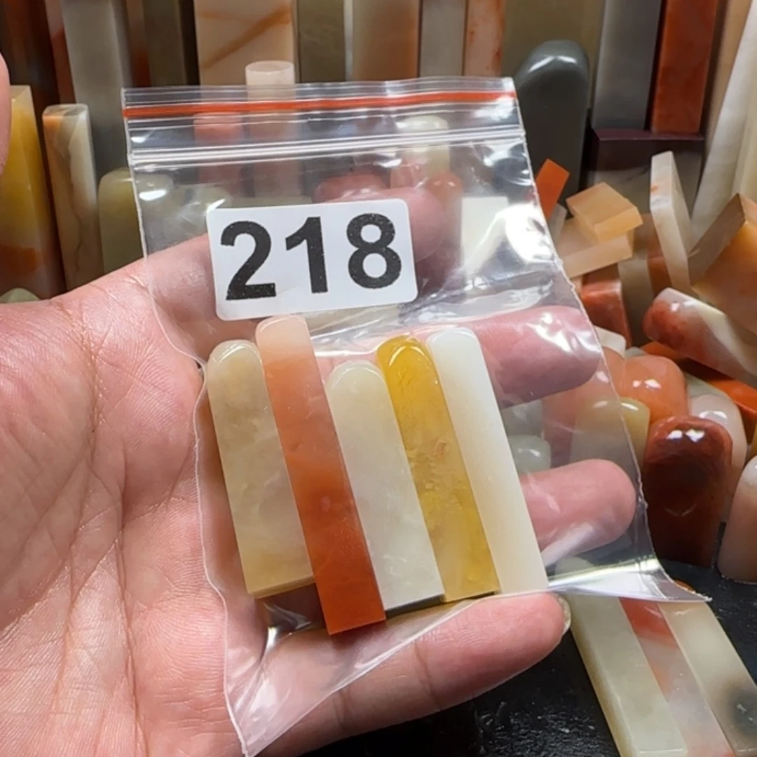 墨***团老挝石老挝