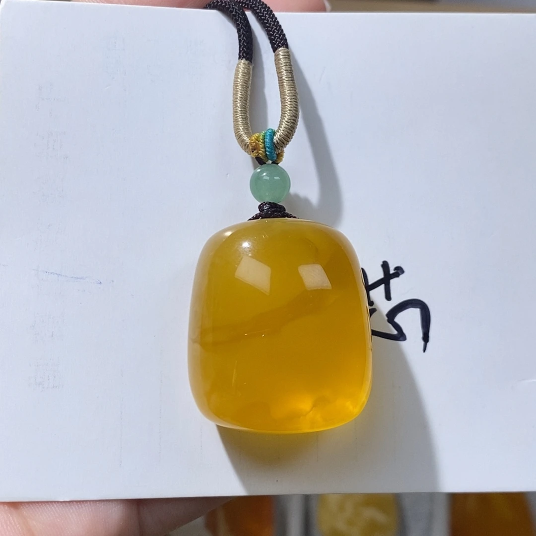 定制琥珀未镶嵌蜜蜡