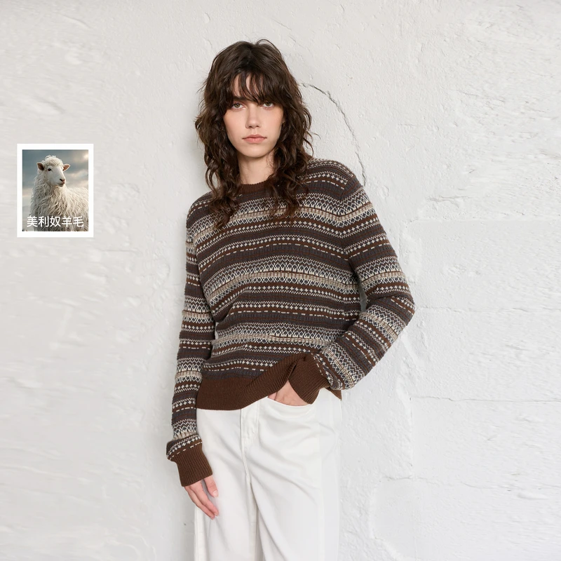 三彩丽雪leisure2025冬季新款针织衫长袖套头衫费尔岛提花女