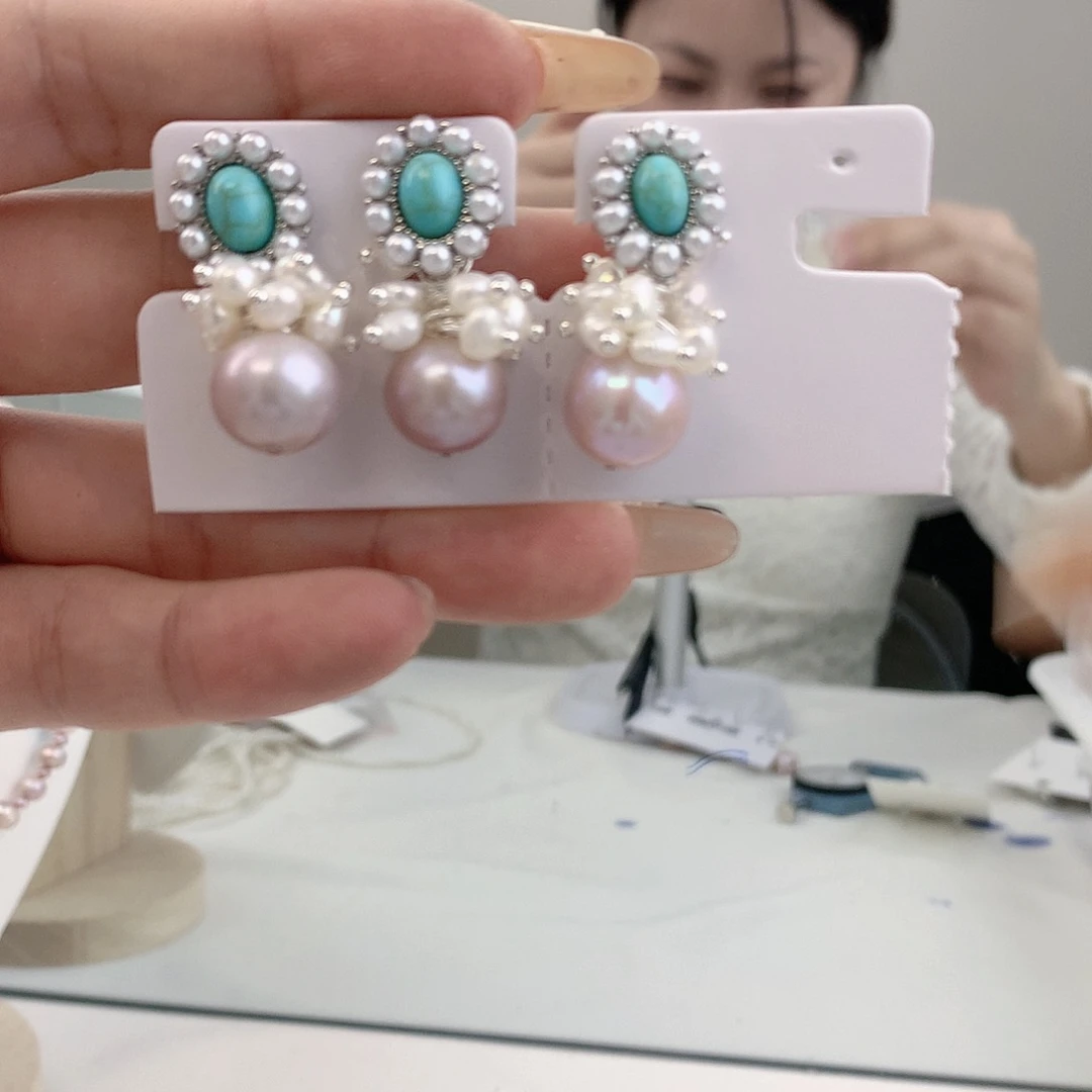 银S925镶嵌耳饰淡水珍珠绿繁花粉珠