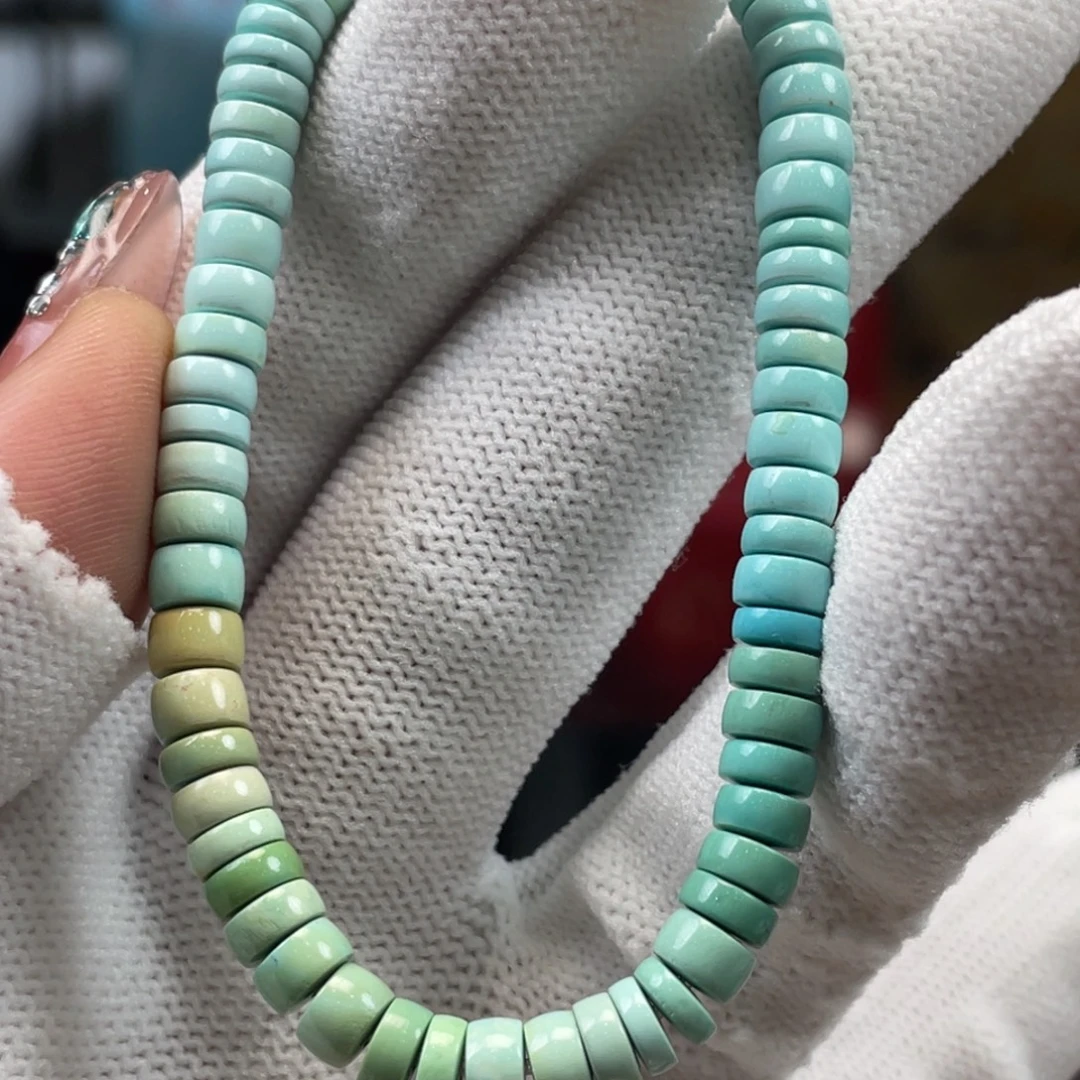 绿松石18K金镶嵌挂件