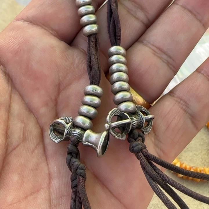 蚂***蚁吊坠金刚菩提桑杰出品小元素配饰