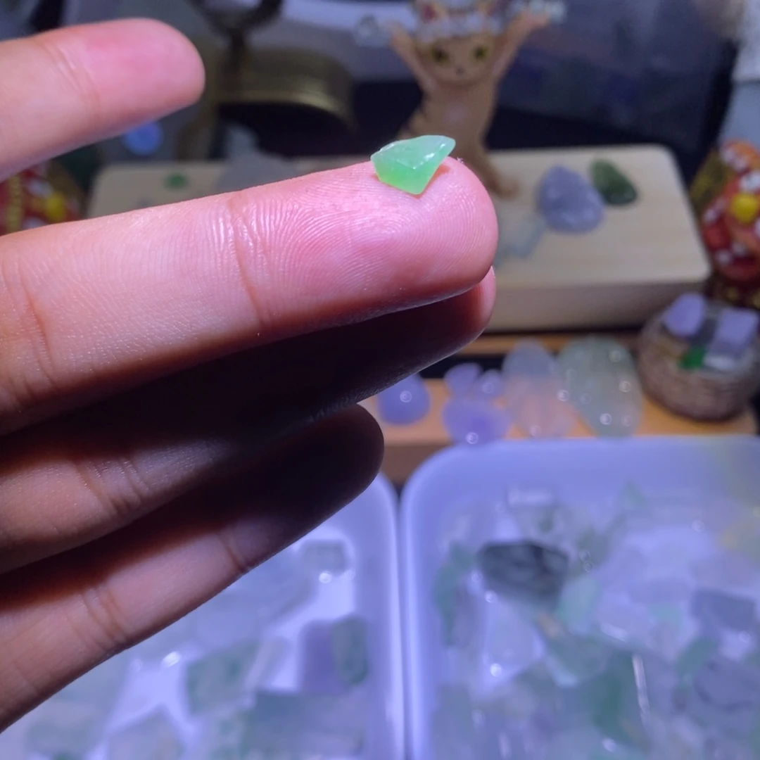 定制翡翠未镶嵌材料