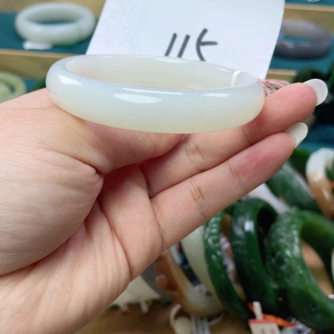 未镶嵌手镯和田玉圈口55