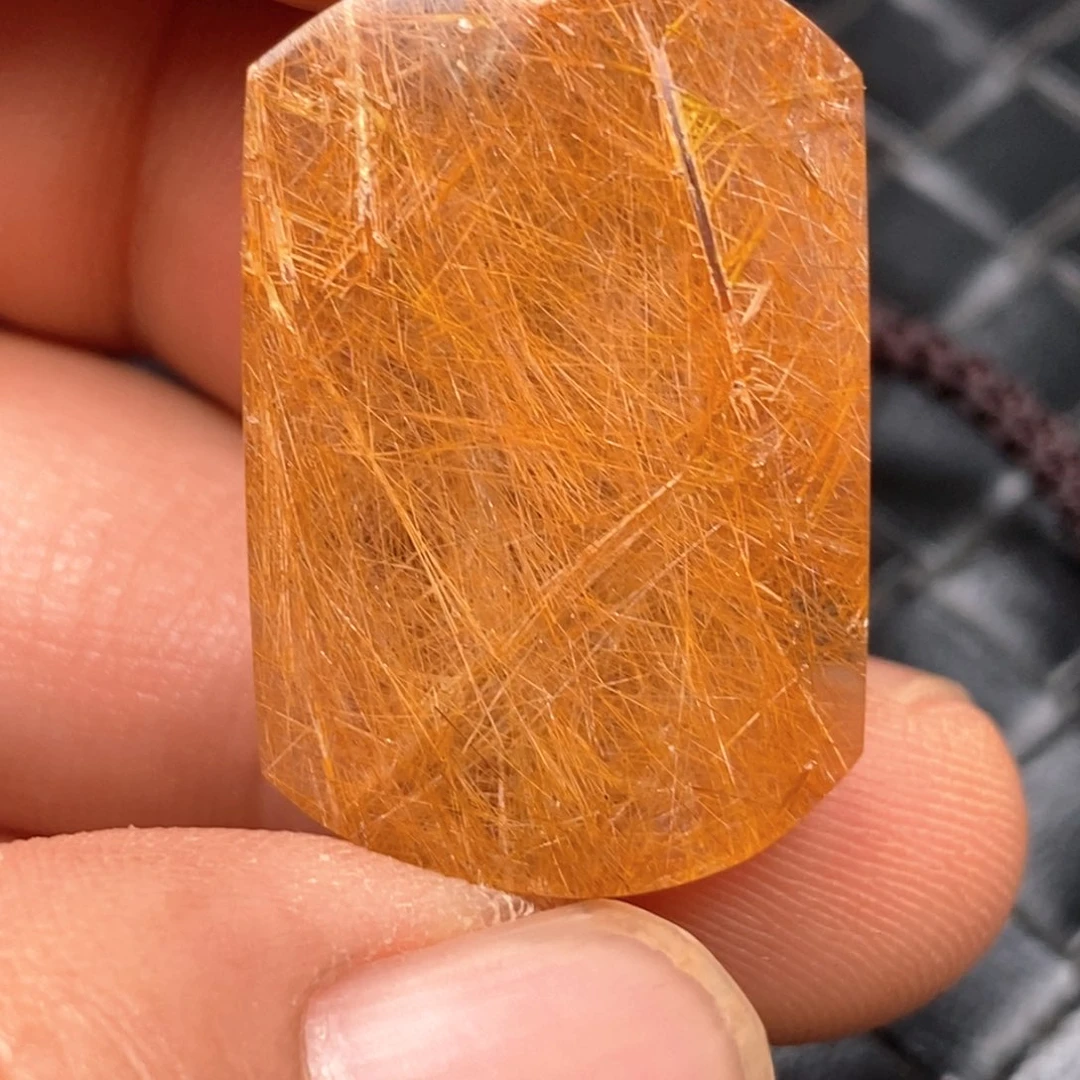 未镶嵌颈饰水晶水晶