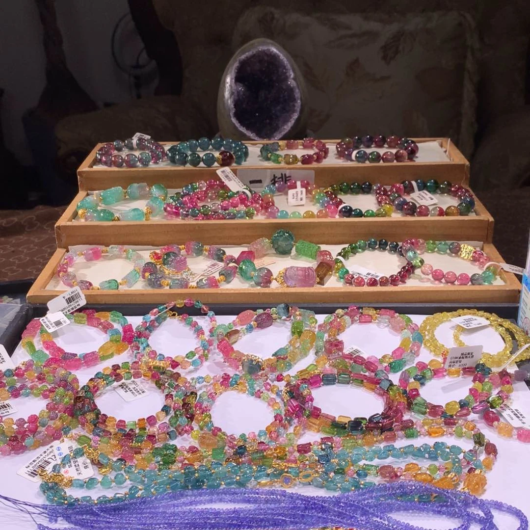 未镶嵌多样性发货其一碧玺