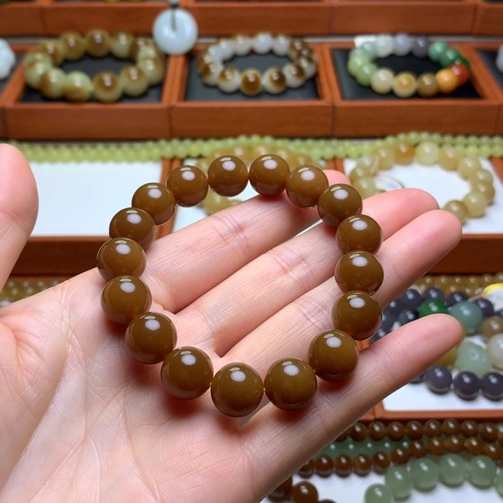 和田玉手串未镶嵌