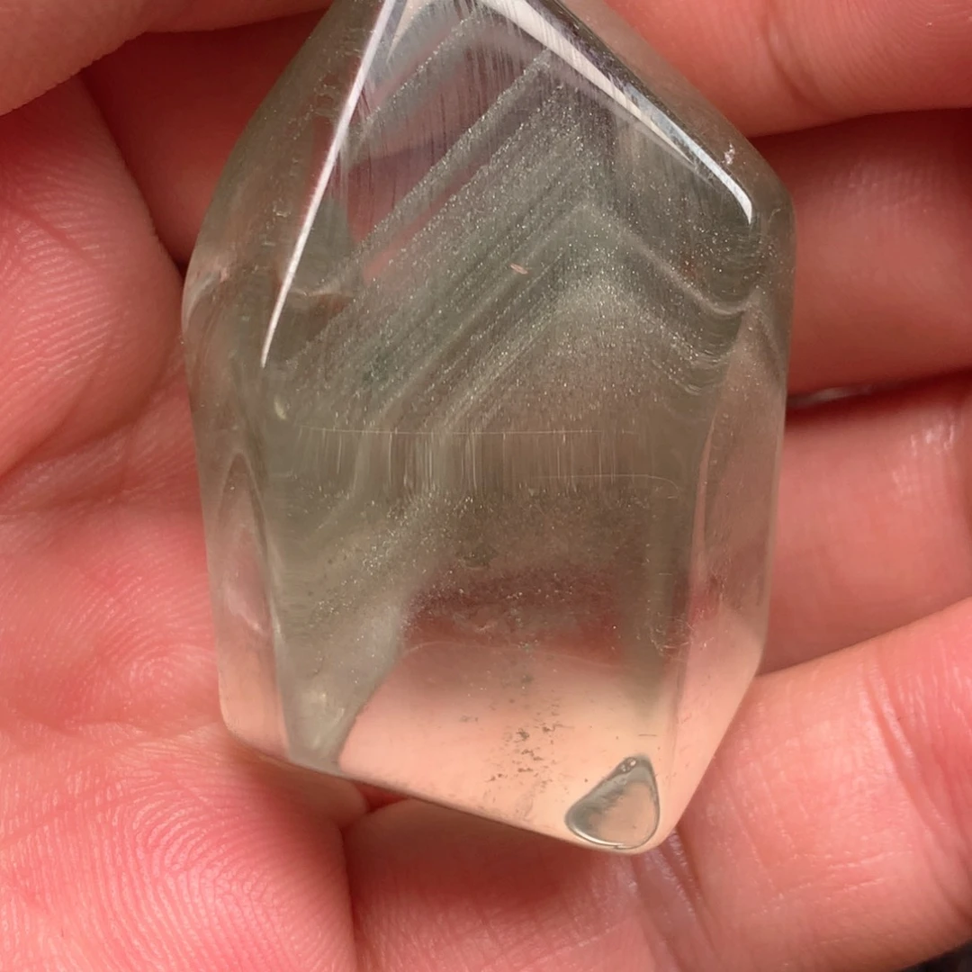 未镶嵌颈饰水晶婷