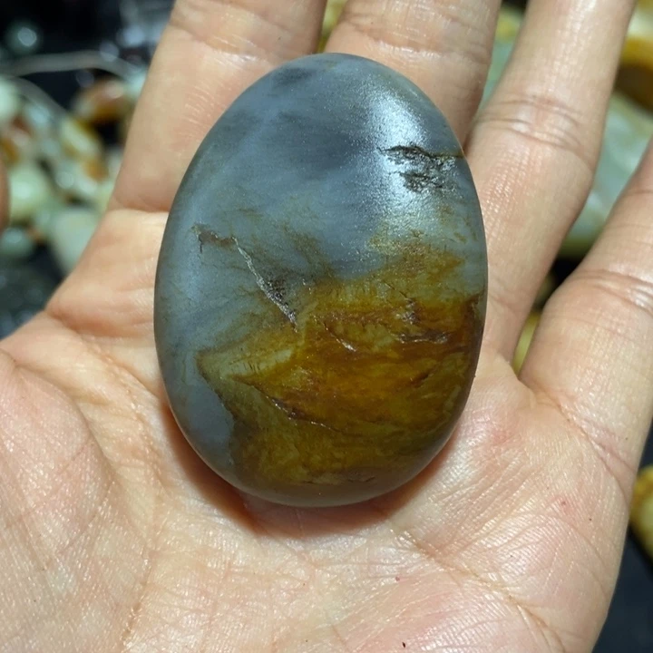 未镶嵌和田玉（糖玉）挂件