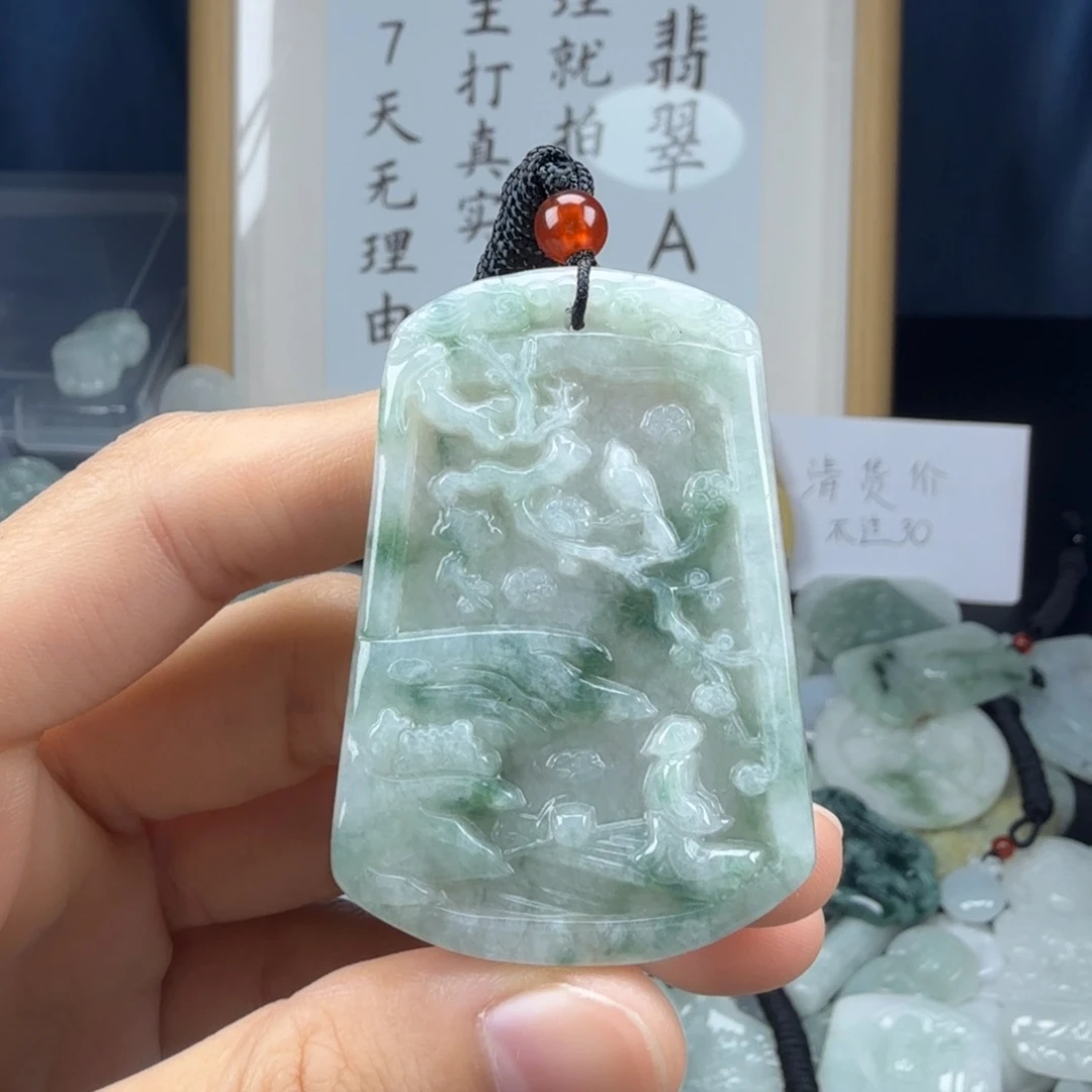 翡翠未镶嵌颈饰翡翠