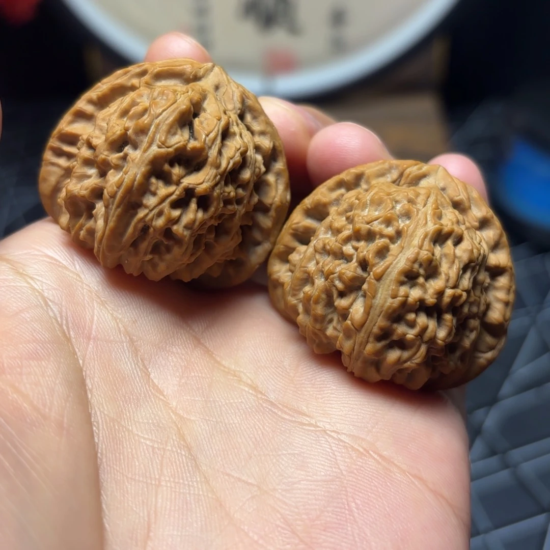 文玩核桃把件40尺三角白福利价