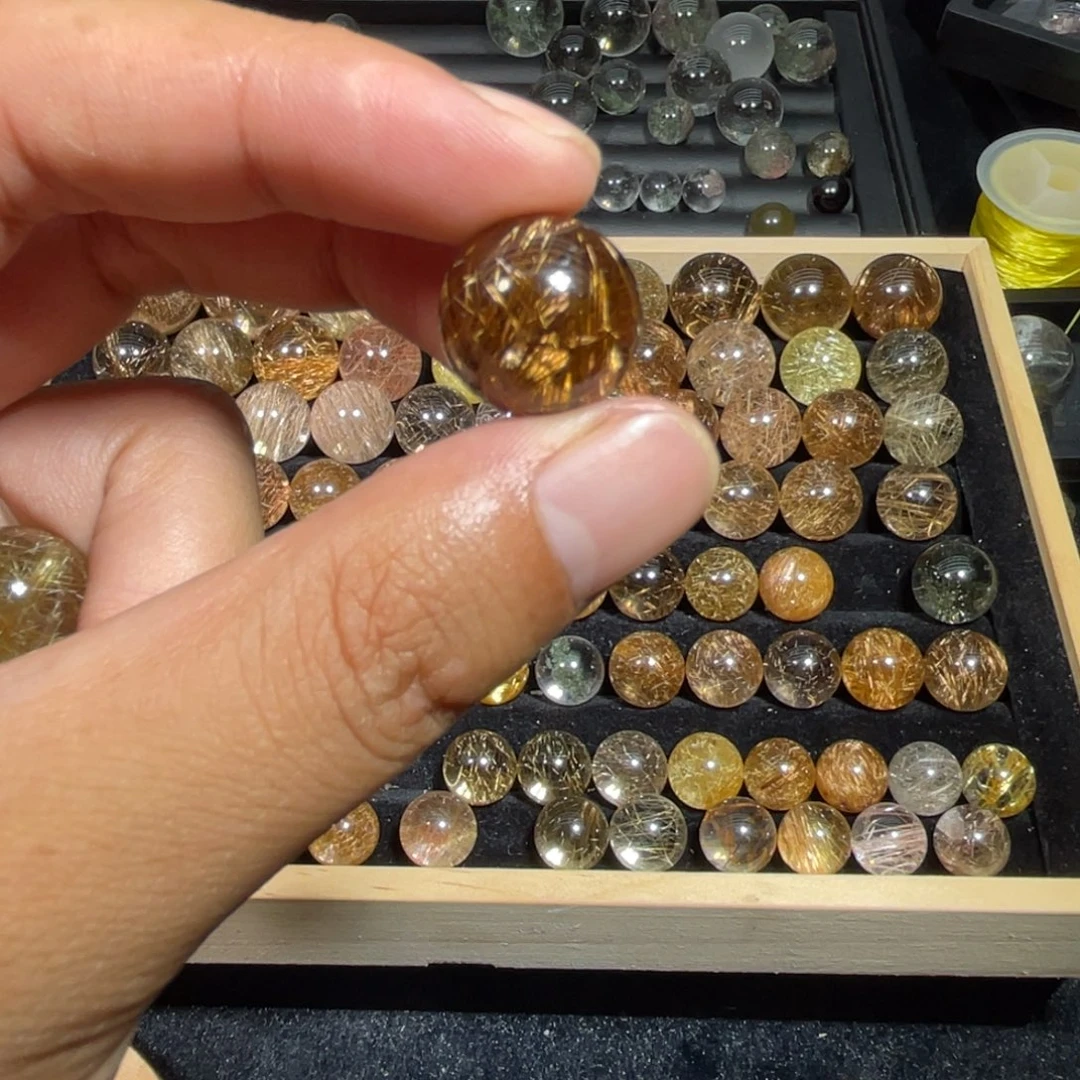 未镶嵌水晶摆件天然水晶打孔不退换