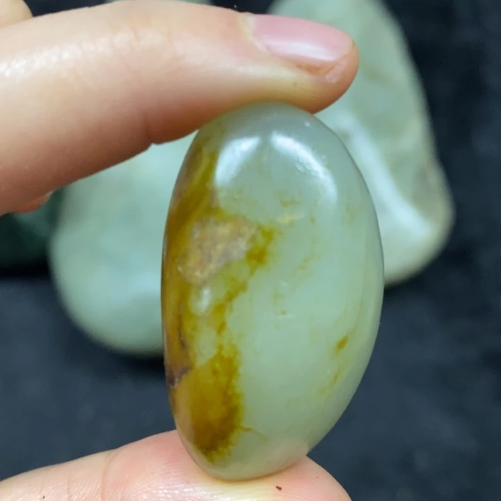 未镶嵌和田玉（糖玉）挂件