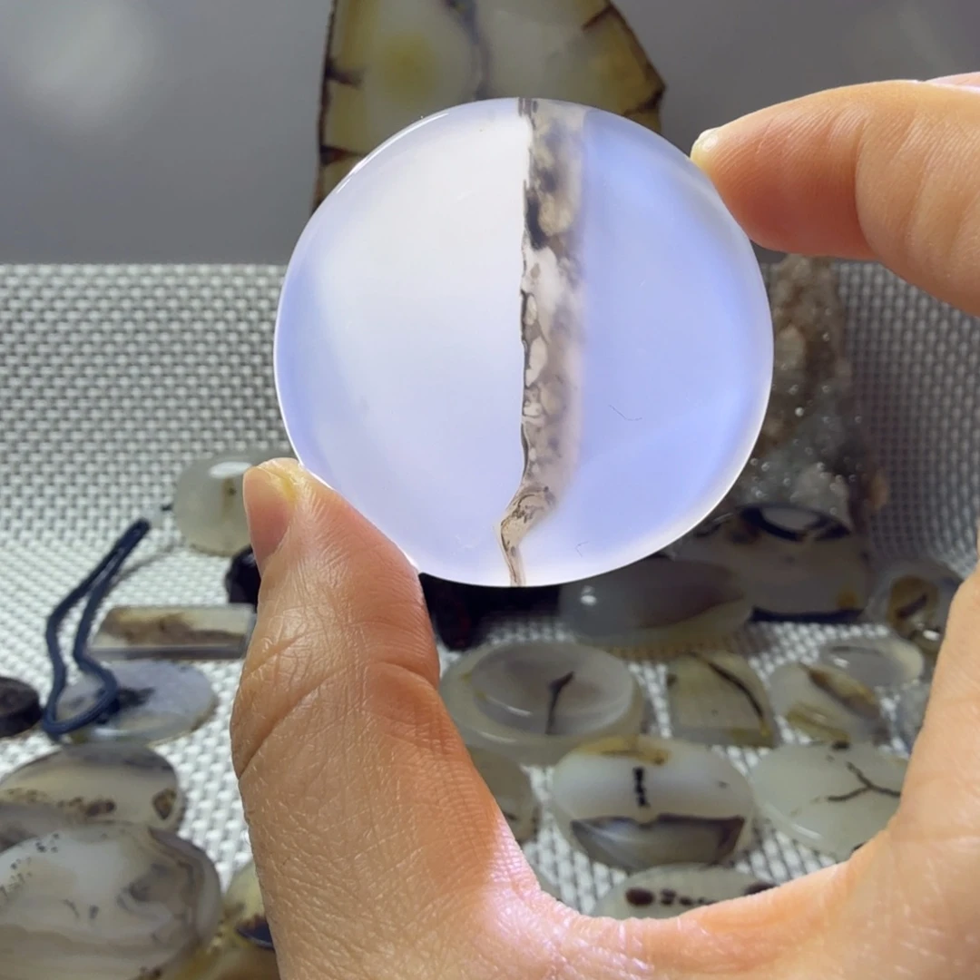 玛瑙/玉髓未镶嵌吊坠(不含链)38