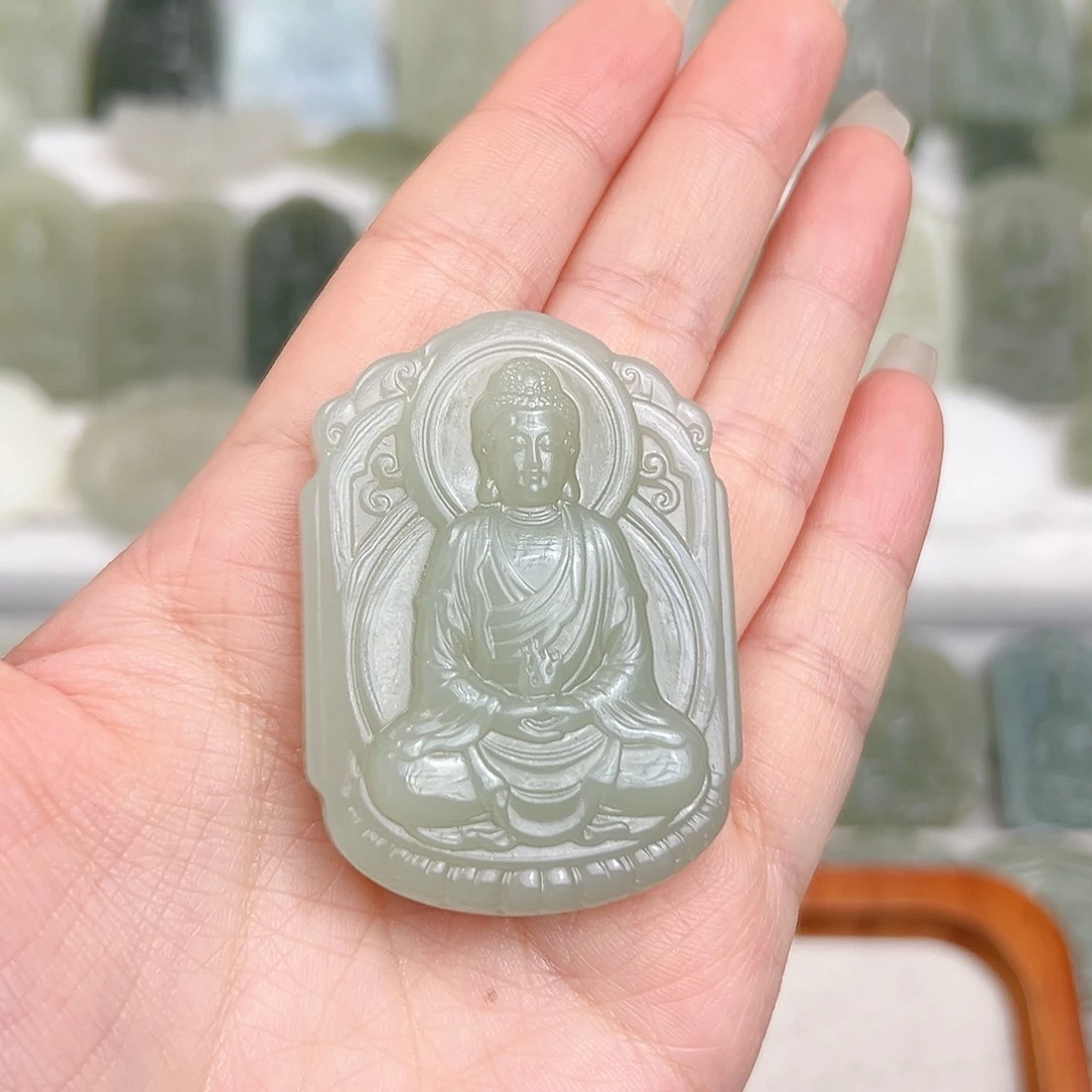 颈饰未镶嵌和田玉八**财