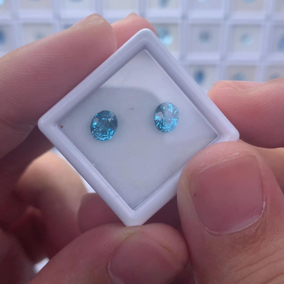 未镶嵌裸石天然锆石3.07克拉