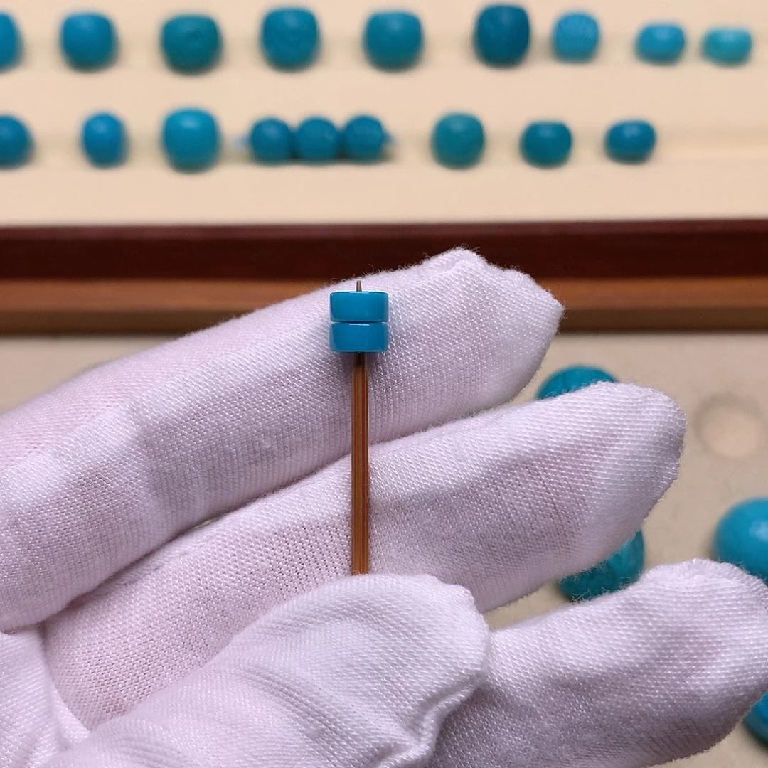 绿松石未镶嵌天然原矿绿松石直切5.4