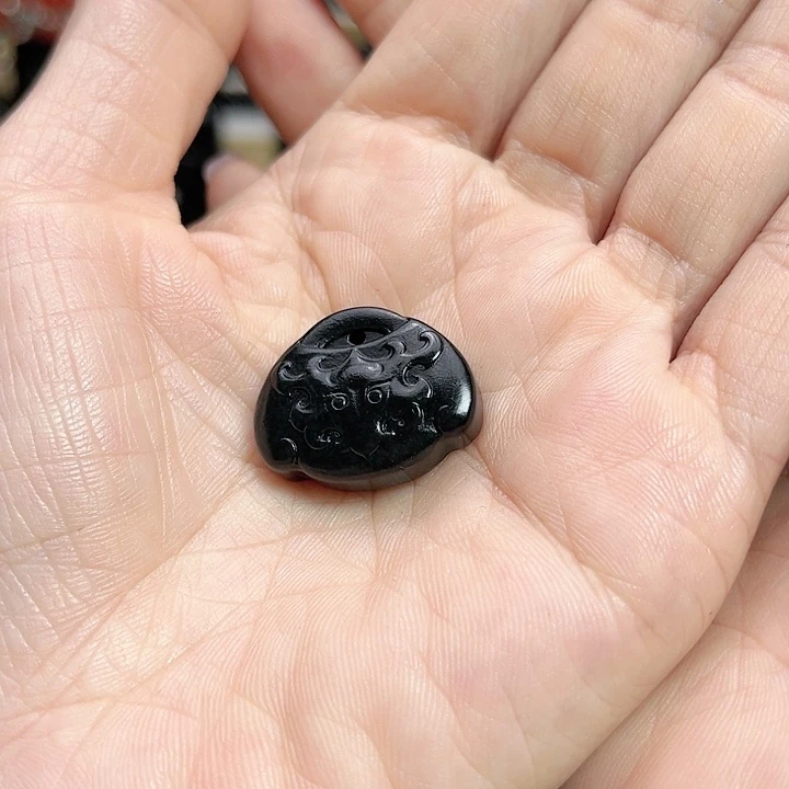 和田玉手链未镶嵌平安所