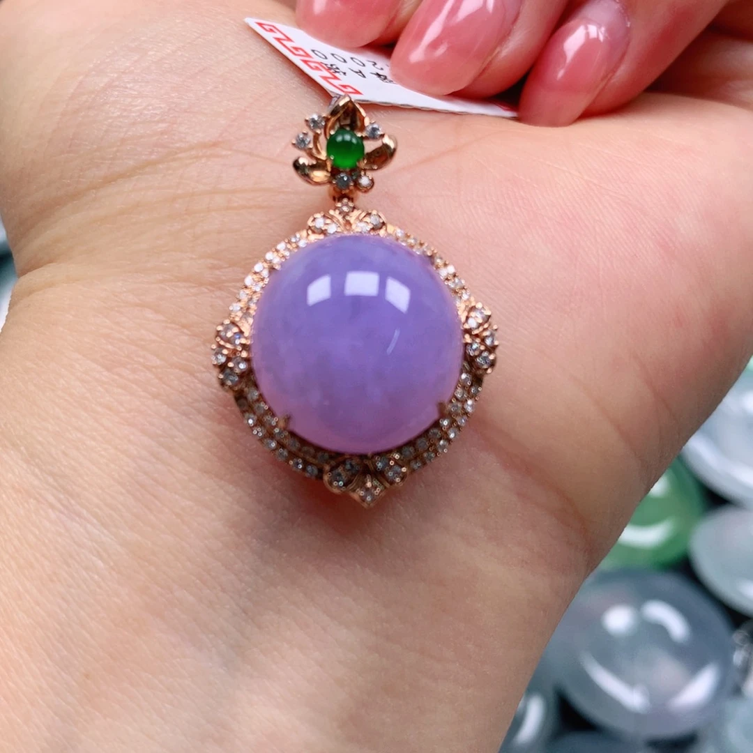 翡翠颈饰18K金镶嵌敏*樱天然翡翠