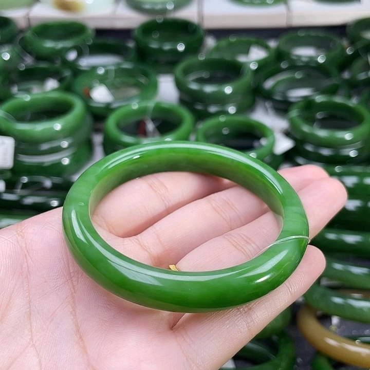 和田玉（碧玉）手镯未镶嵌