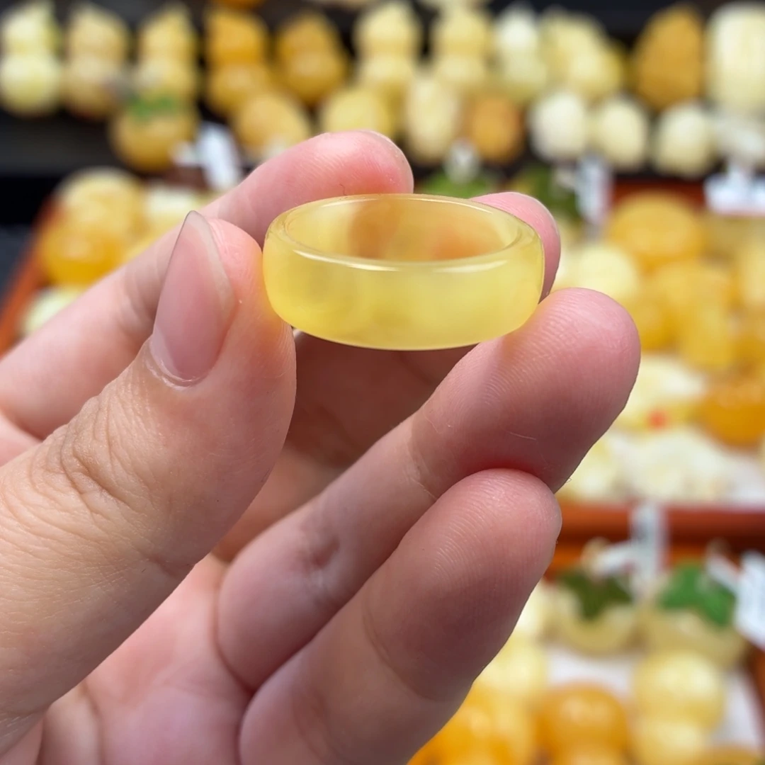 蜜蜡未镶嵌毛衣链蜜蜡