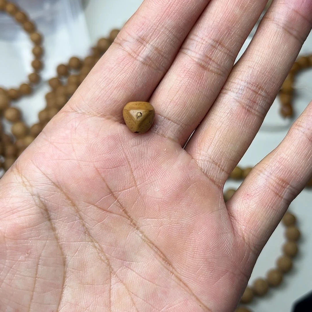 凤眼菩提手串好*来龙塔