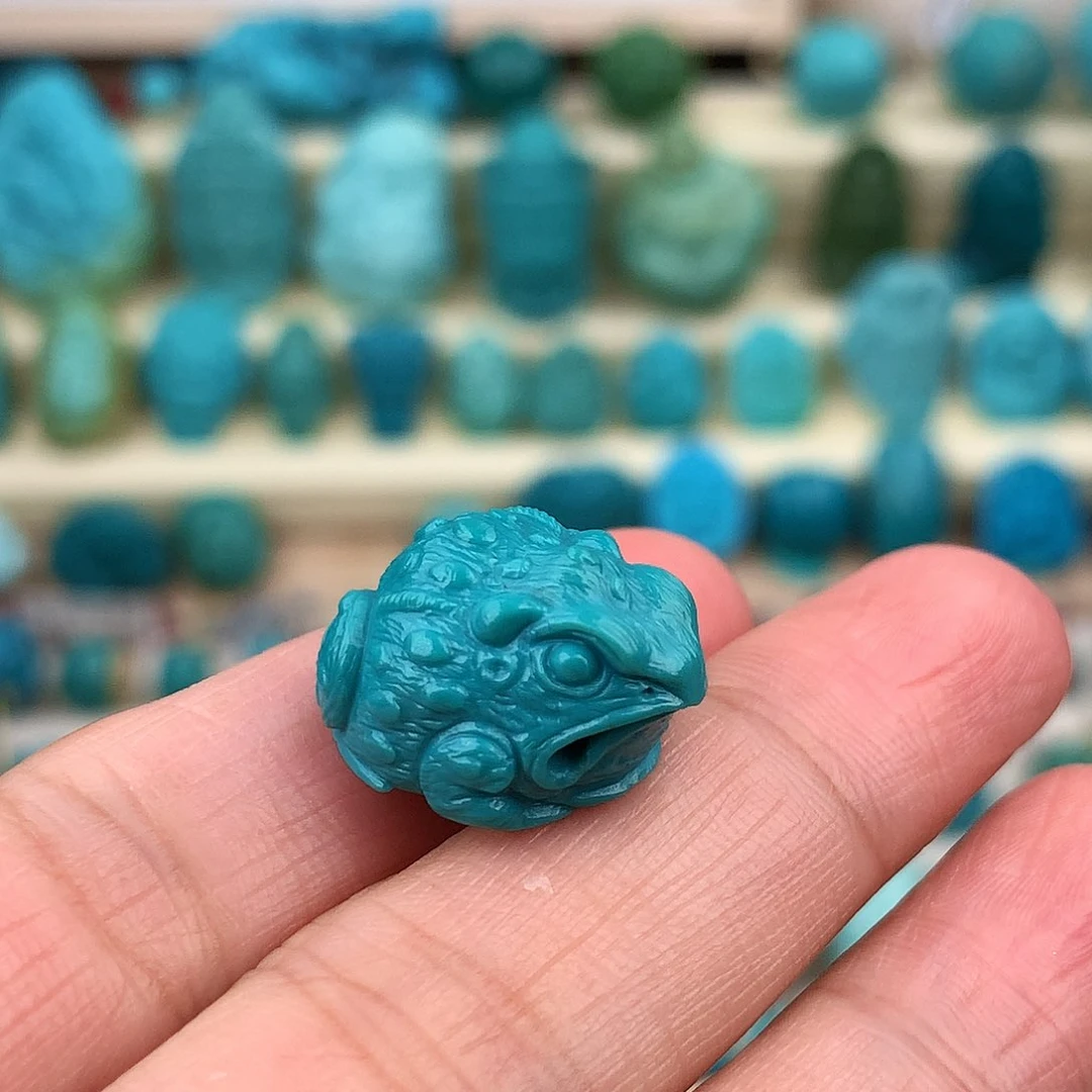 未镶嵌绿松石珠宝奇石