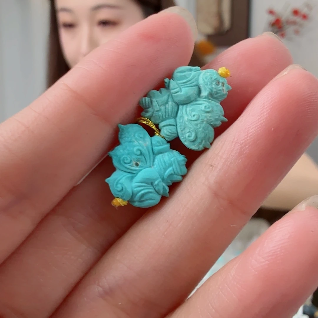 绿松石未镶嵌挂件