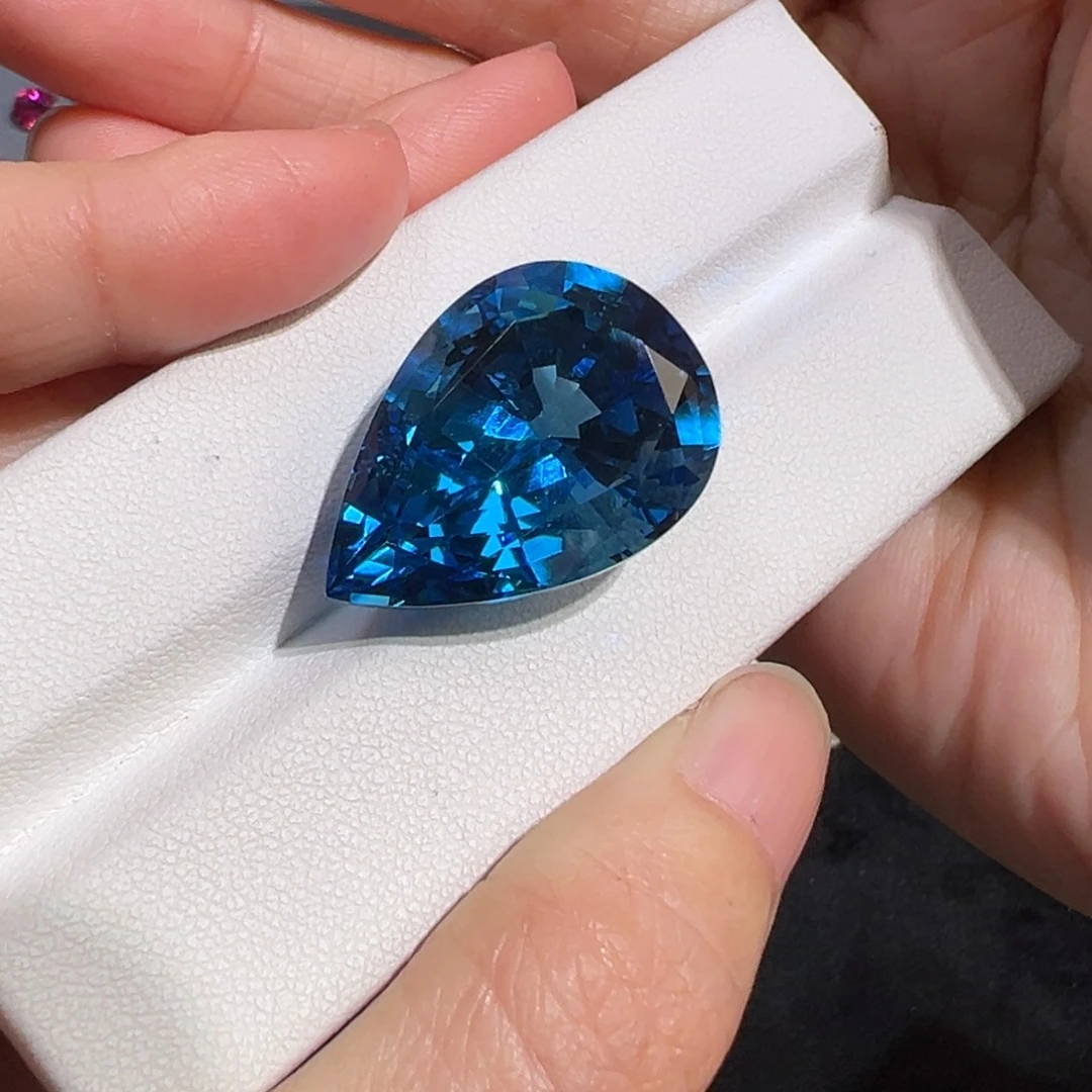 托帕石裸石42ct魔鬼蓝